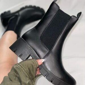 Qupid Black Chunky Ankle Boots